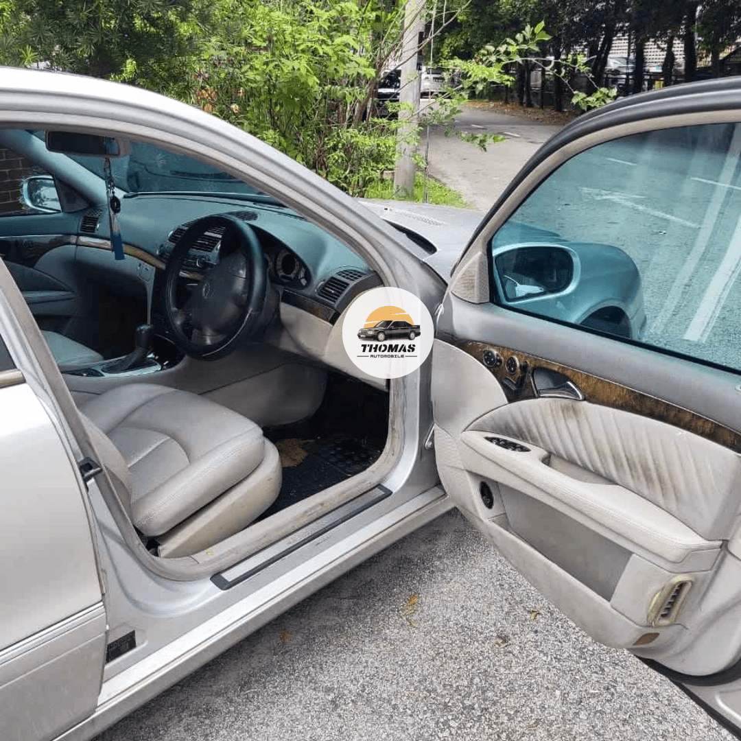 Mercedes W211